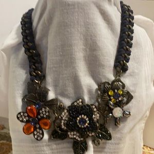 Plunder Statement Nexklace